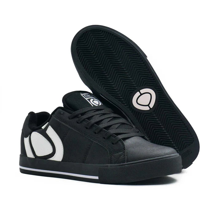 CIRCA 211 VULC BOLD-BLACK/WHITE