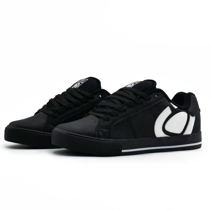 CIRCA 211 VULC BOLD-BLACK/WHITE