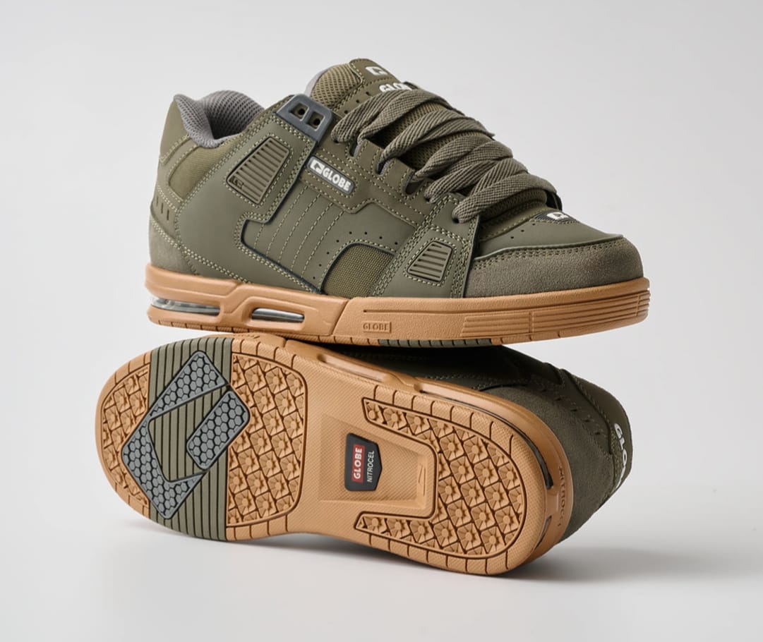 GLOBE SABRE GREEN MILITARY GUM